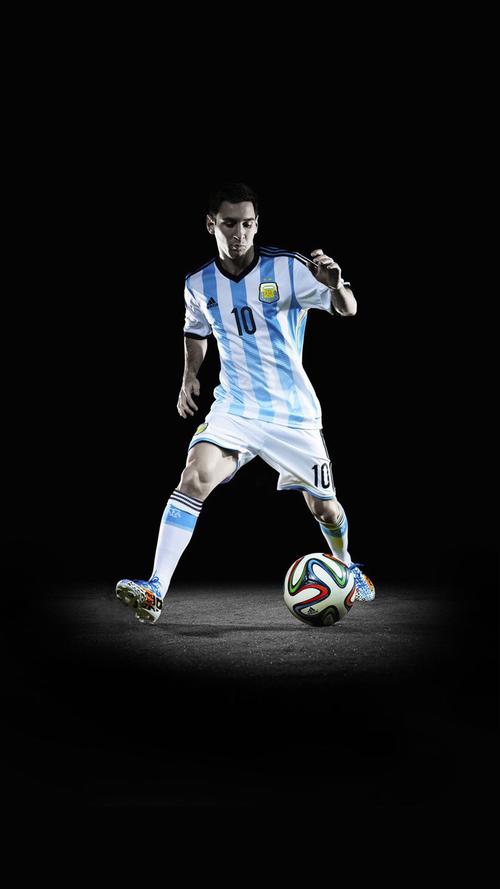 斯洛文尼亚主帅：球队精神已垮，我是否留任赛后再讨论（斯洛文尼亚主帅：队伍士气已崩，去留待赛后再定）