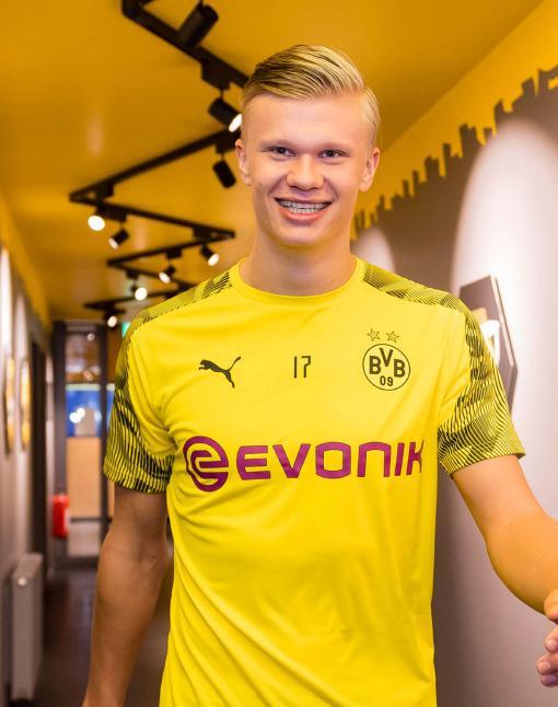 活塞客场大胜取得12连胜，终结对阵雄鹿五连败