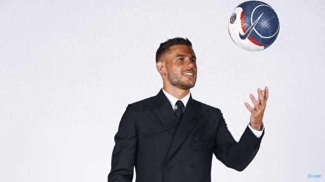 官方：卢卡库恢复训练，并顶替德布劳内入选欧冠大名单（官方消息：卢卡库已恢复训练，取代德布劳内入选欧冠名单）