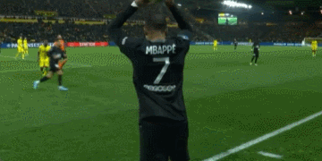 梅西因为足球改变性格！从天生内向到绝对领袖！